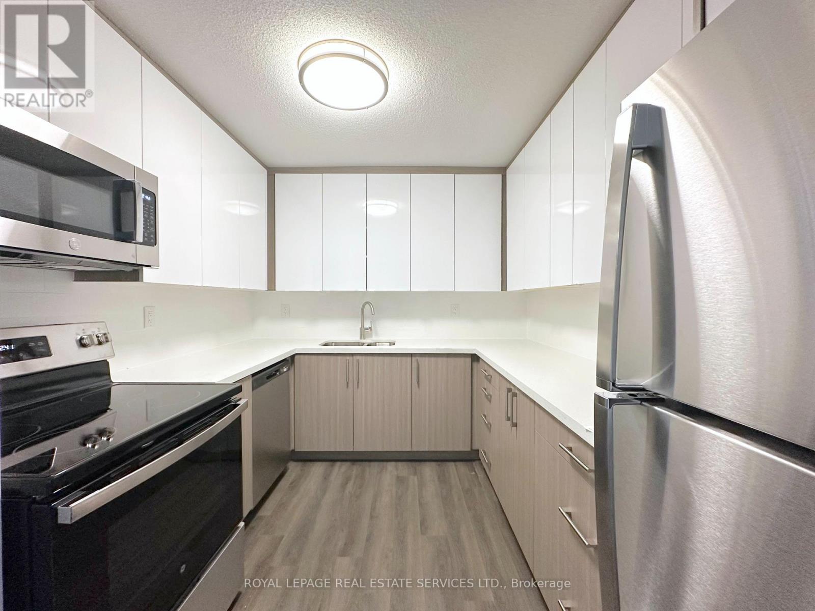 517 - 2575 DANFORTH AVENUE, Toronto, Ontario