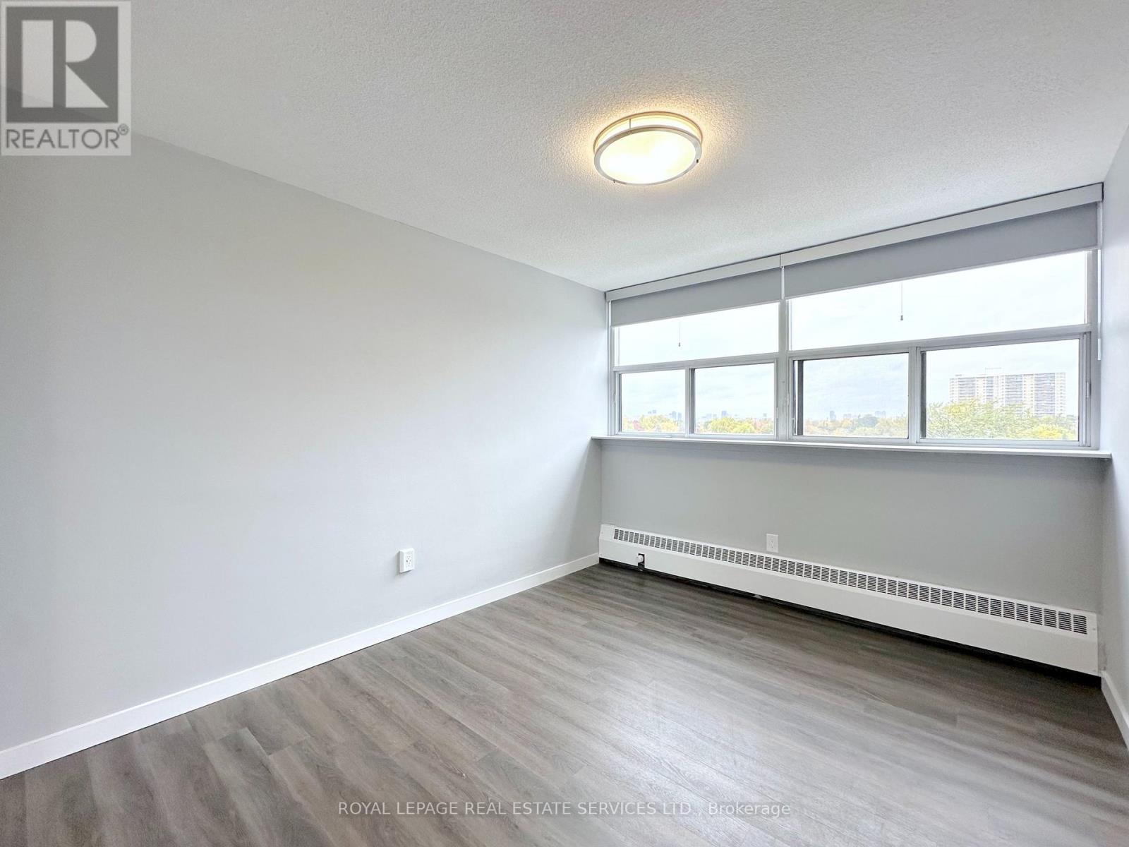 517 - 2575 Danforth Avenue, Toronto, Ontario  M4C 1L5 - Photo 7 - E12510992