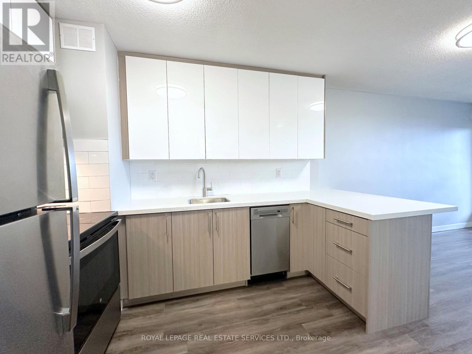 2308 - 275 MAIN STREET, Toronto, Ontario