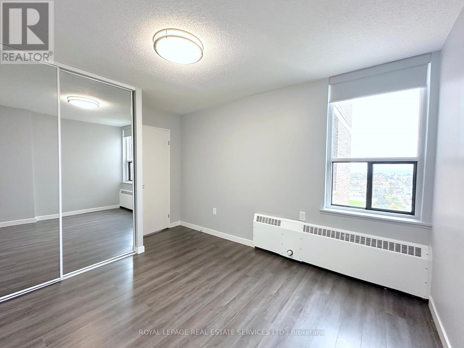 1701 - 275 Main Street, Toronto, Ontario  M4C 4X4 - Photo 6 - E12510996