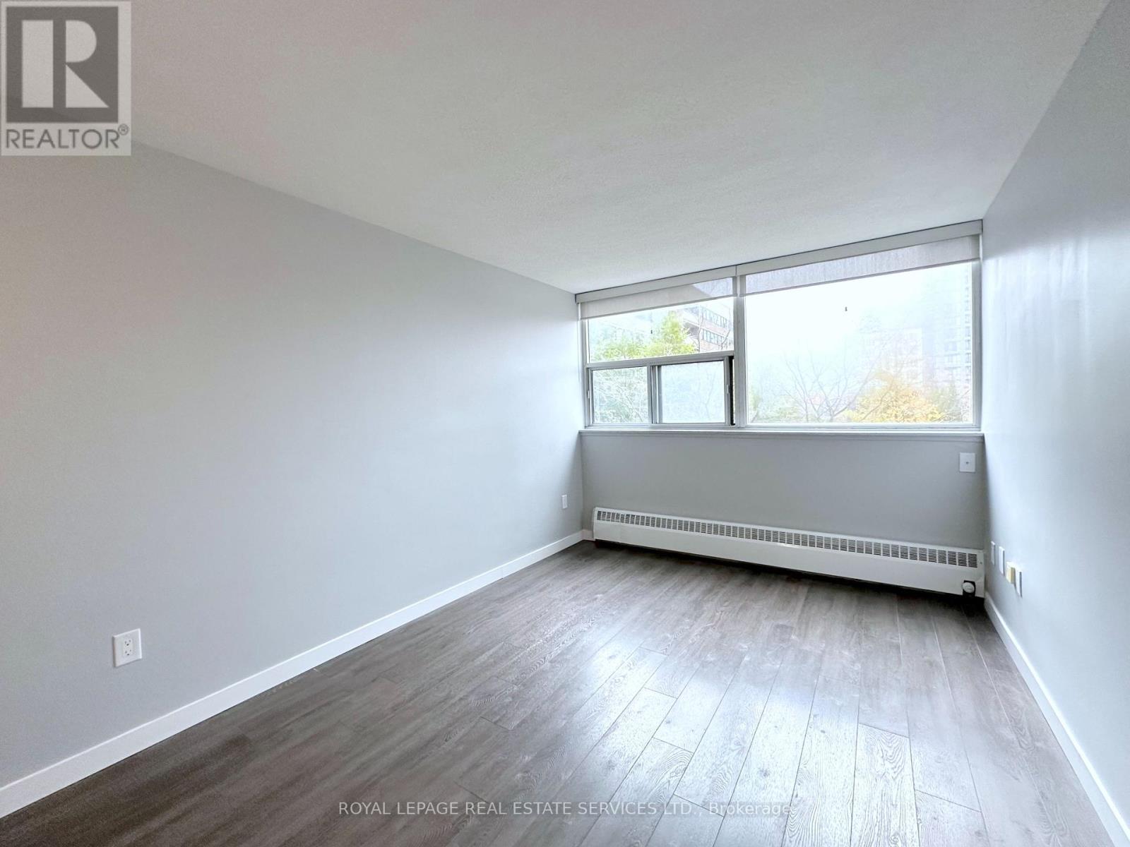 510 - 265 Main Street, Toronto, Ontario  M4C 4X3 - Photo 3 - E12511000