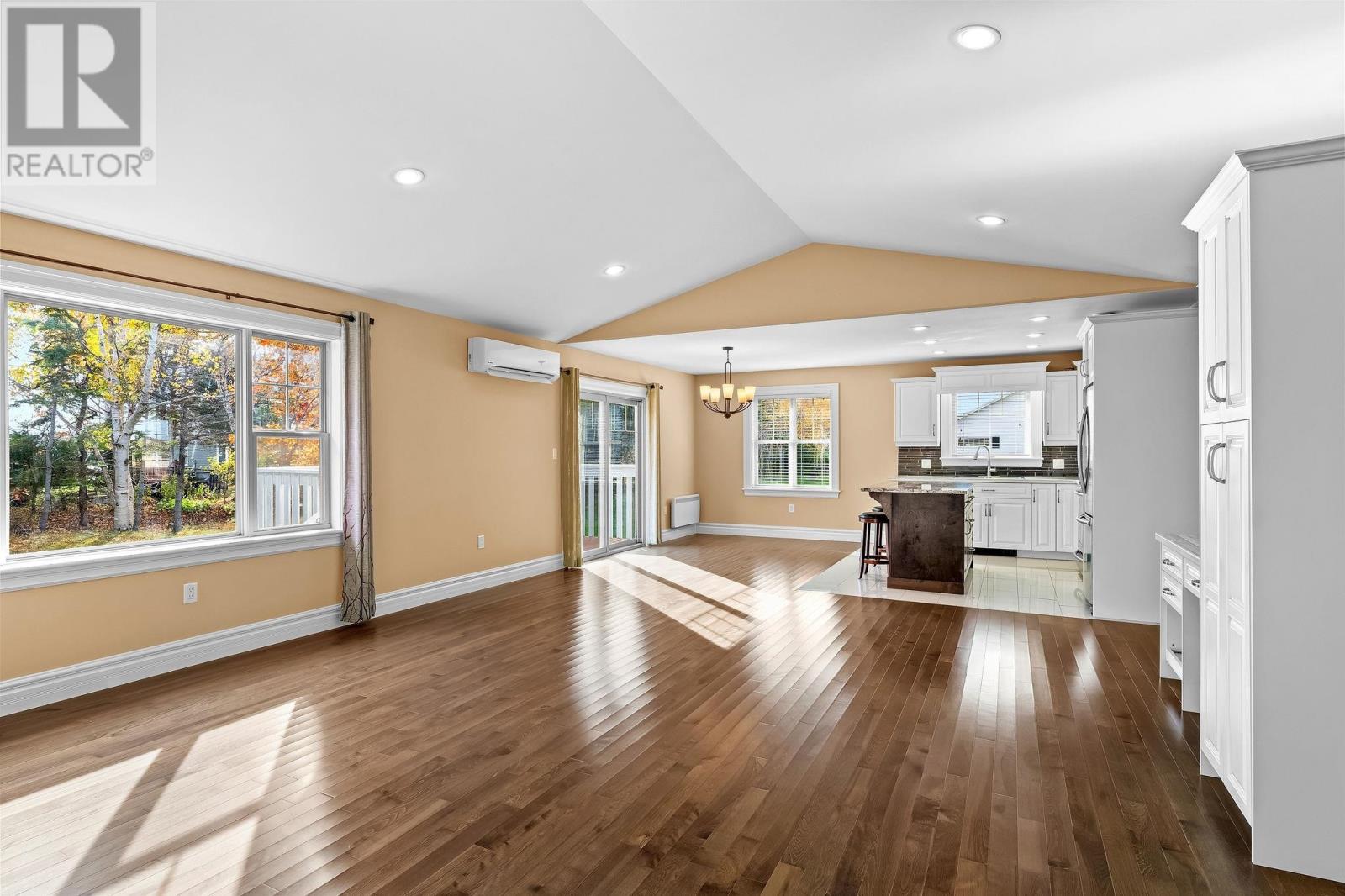 65 Southampton Drive, Stratford, Prince Edward Island  C1B 0B2 - Photo 7 - 202527308