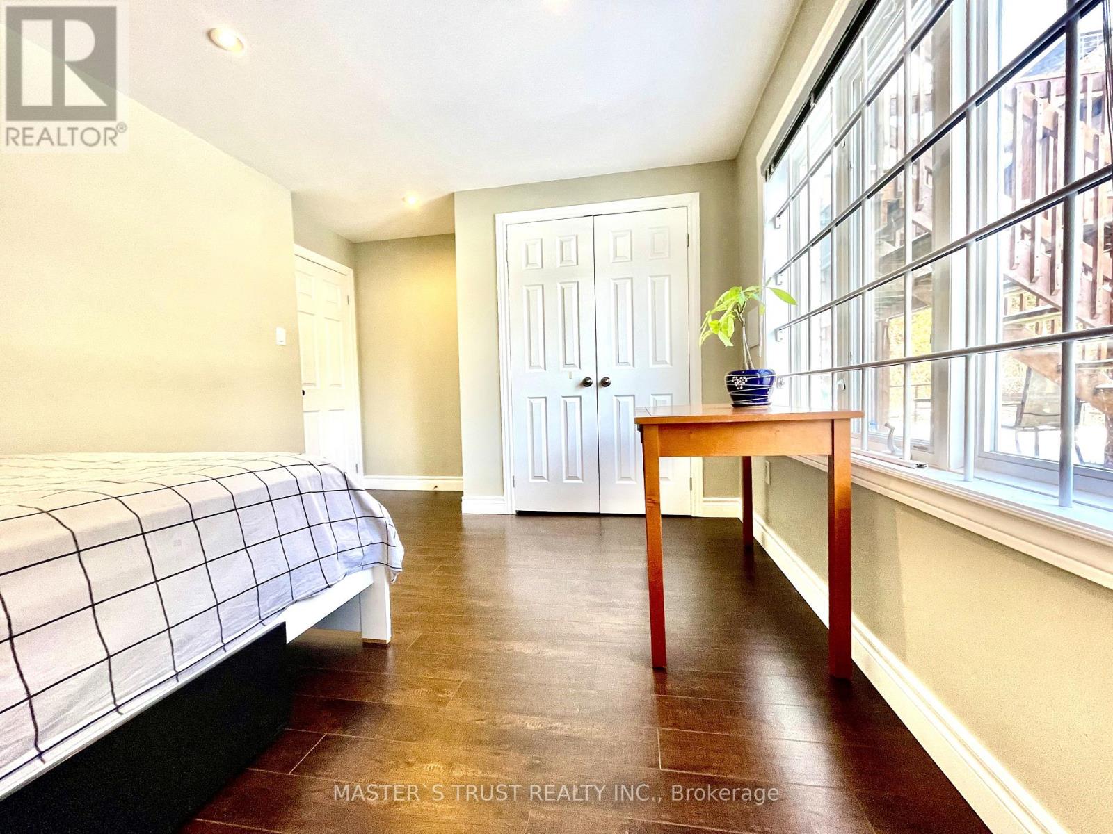 Unknown Address, ,     - Photo 5 - N12510984