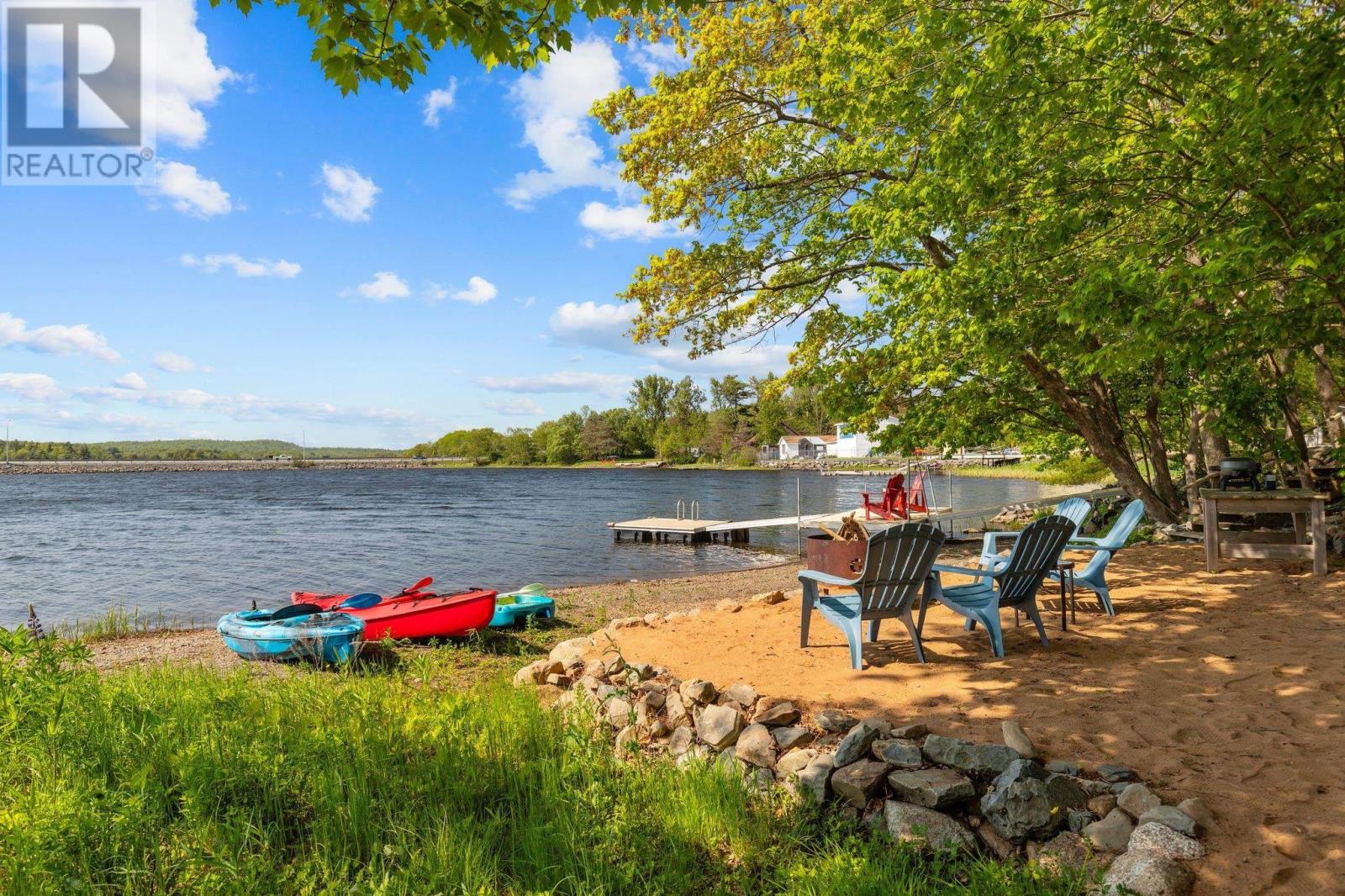 2881 Highway 2, Fall River, Nova Scotia  B2T 1W3 - Photo 36 - 202514481