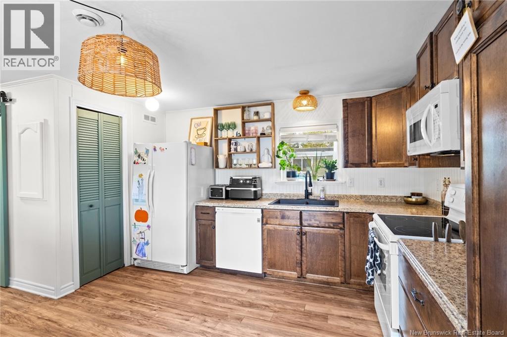 312 Governor Lane, Fredericton, New Brunswick  E3B 7K9 - Photo 19 - NB129678