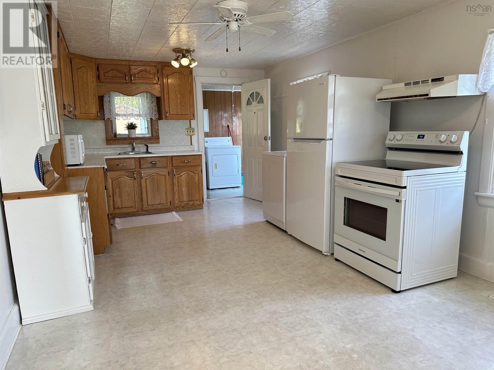 344 Highway 224, Sheet Harbour, Nova Scotia  B0J 3B0 - Photo 14 - 202522151