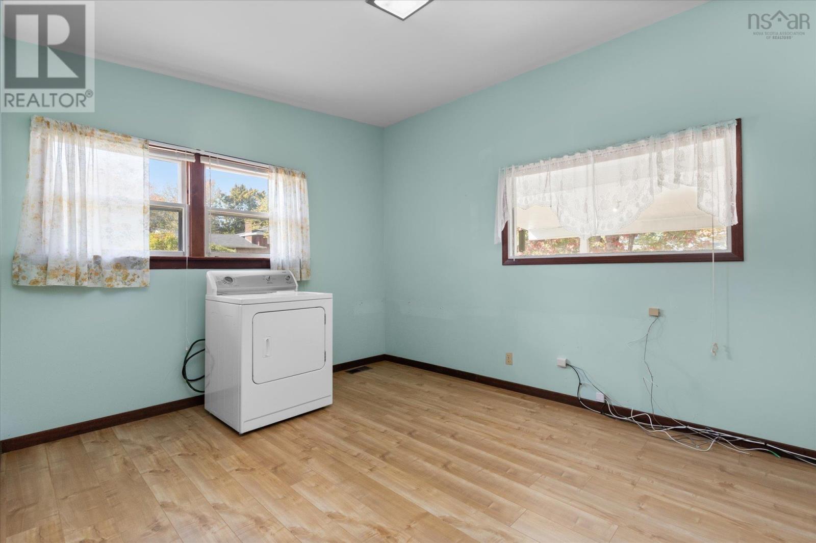 11 Medway Street, Bridgewater, Nova Scotia  B4V 1J8 - Photo 24 - 202525415