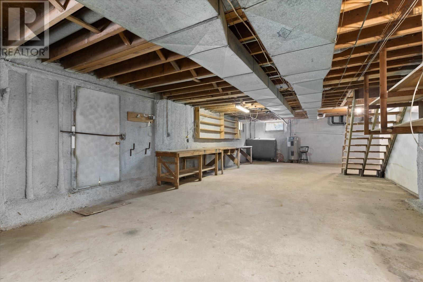 11 Medway Street, Bridgewater, Nova Scotia  B4V 1J8 - Photo 28 - 202525415