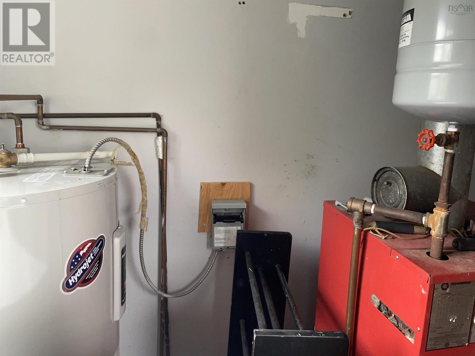 88 Catherine Street, Glace Bay, Nova Scotia  B1A 2K3 - Photo 15 - 202524422