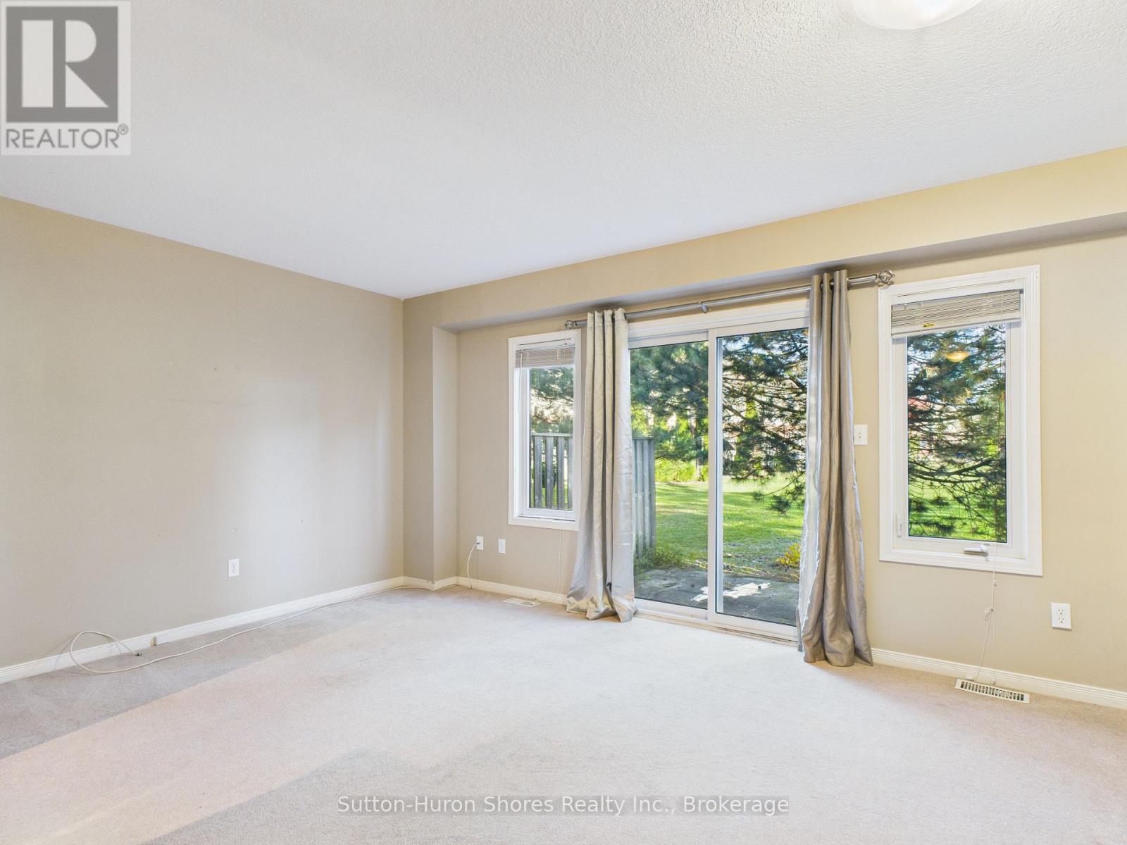 101 - 409 Joseph Street, Saugeen Shores, Ontario N0H 2C2 - Photo 9 - X12510634