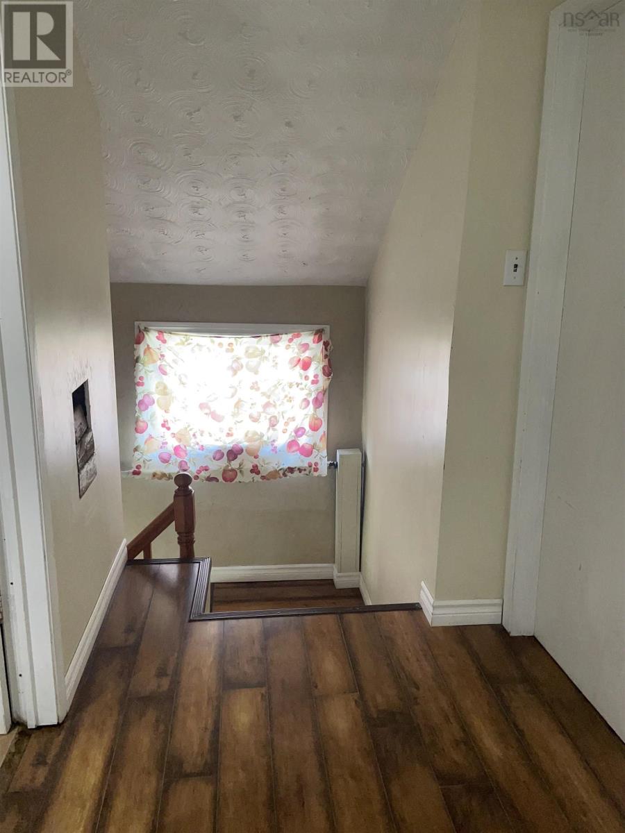 88 Catherine Street, Glace Bay, Nova Scotia  B1A 2K3 - Photo 7 - 202524422