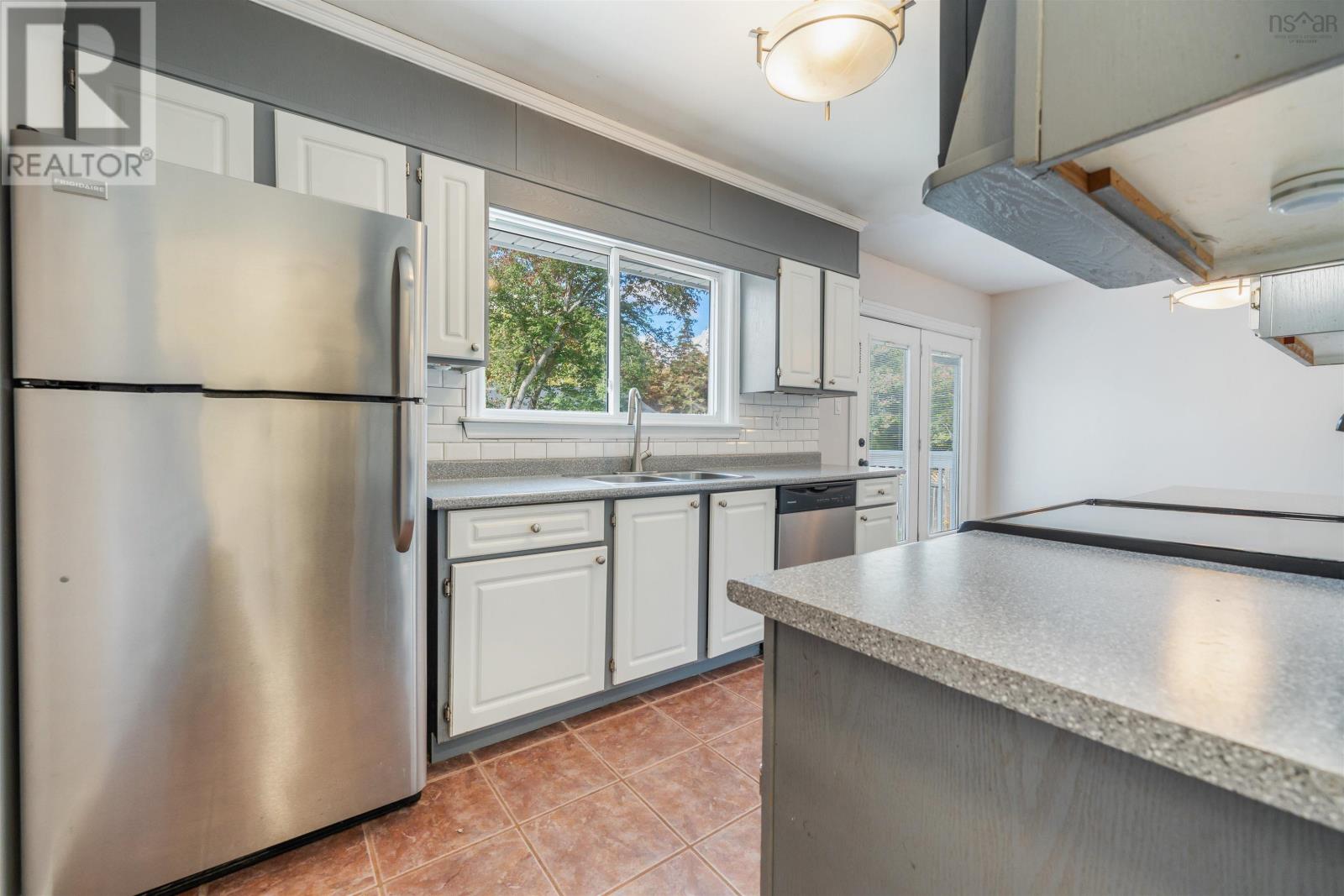 23 Odell Drive, Dartmouth, Nova Scotia  B2W 3T3 - Photo 9 - 202525509