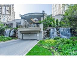 1604 - 3880 DUKE OF YORK BOULEVARD