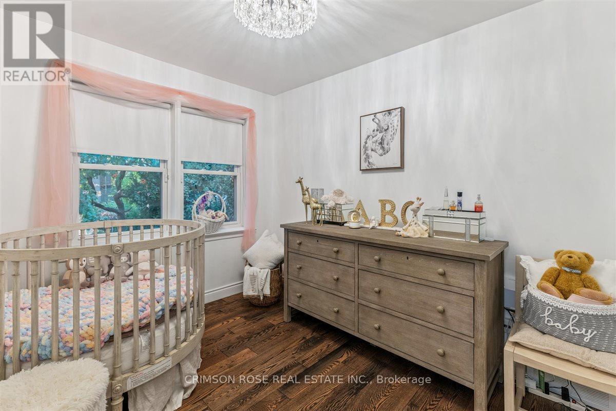 89 Holyrood Avenue, Oakville, Ontario  L6K 2V4 - Photo 19 - W12511010