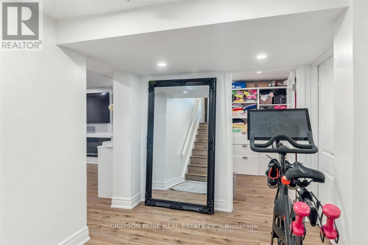 89 Holyrood Avenue, Oakville, Ontario  L6K 2V4 - Photo 23 - W12511010