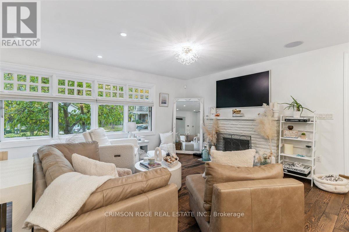 89 Holyrood Avenue, Oakville, Ontario  L6K 2V4 - Photo 5 - W12511010