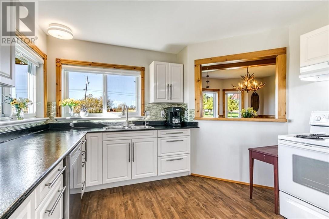 36 Fraser Street, Manitoulin Island, Ontario  P0P 1H0 - Photo 26 - 2125510