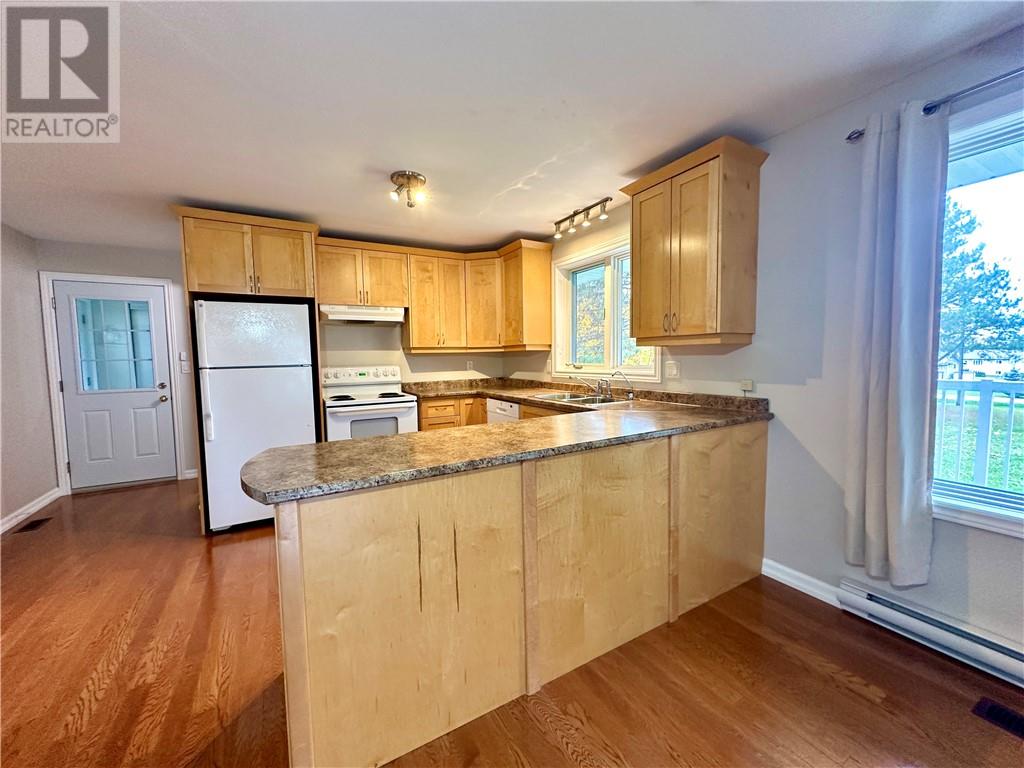 100 Limberlost Lane, Mindemoya, Ontario P0P 1S0 - Photo 11 - 2125506