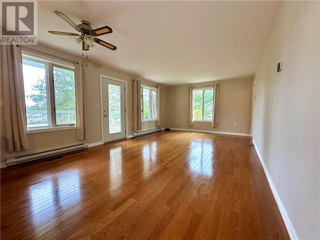 100 Limberlost Lane, Mindemoya, Ontario P0P 1S0 - Photo 14 - 2125506