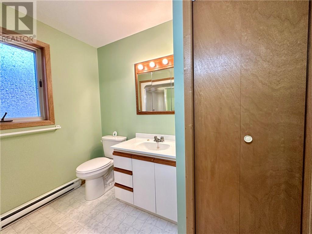 100 Limberlost Lane, Mindemoya, Ontario P0P 1S0 - Photo 21 - 2125506