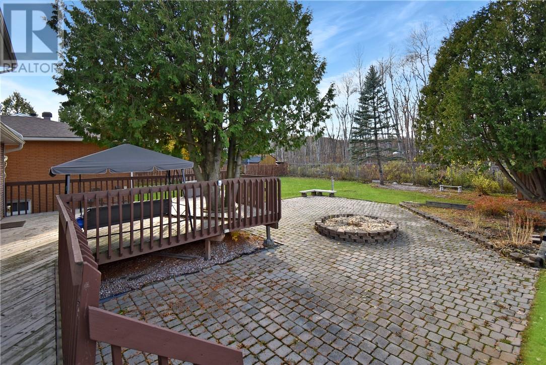 751 William Ave, Sudbury, Ontario  P3A 4Y1 - Photo 6 - 2125465