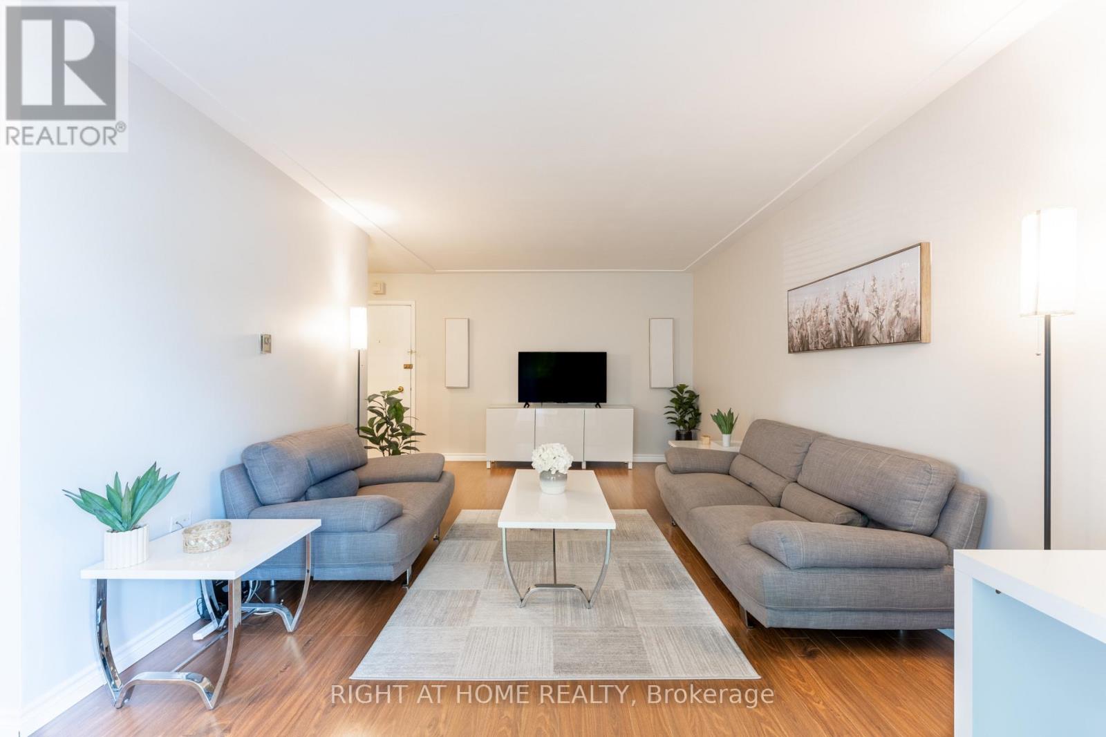 211 - 11 Woodman Drive S, Hamilton, Ontario  L8K 4E3 - Photo 6 - X12510982