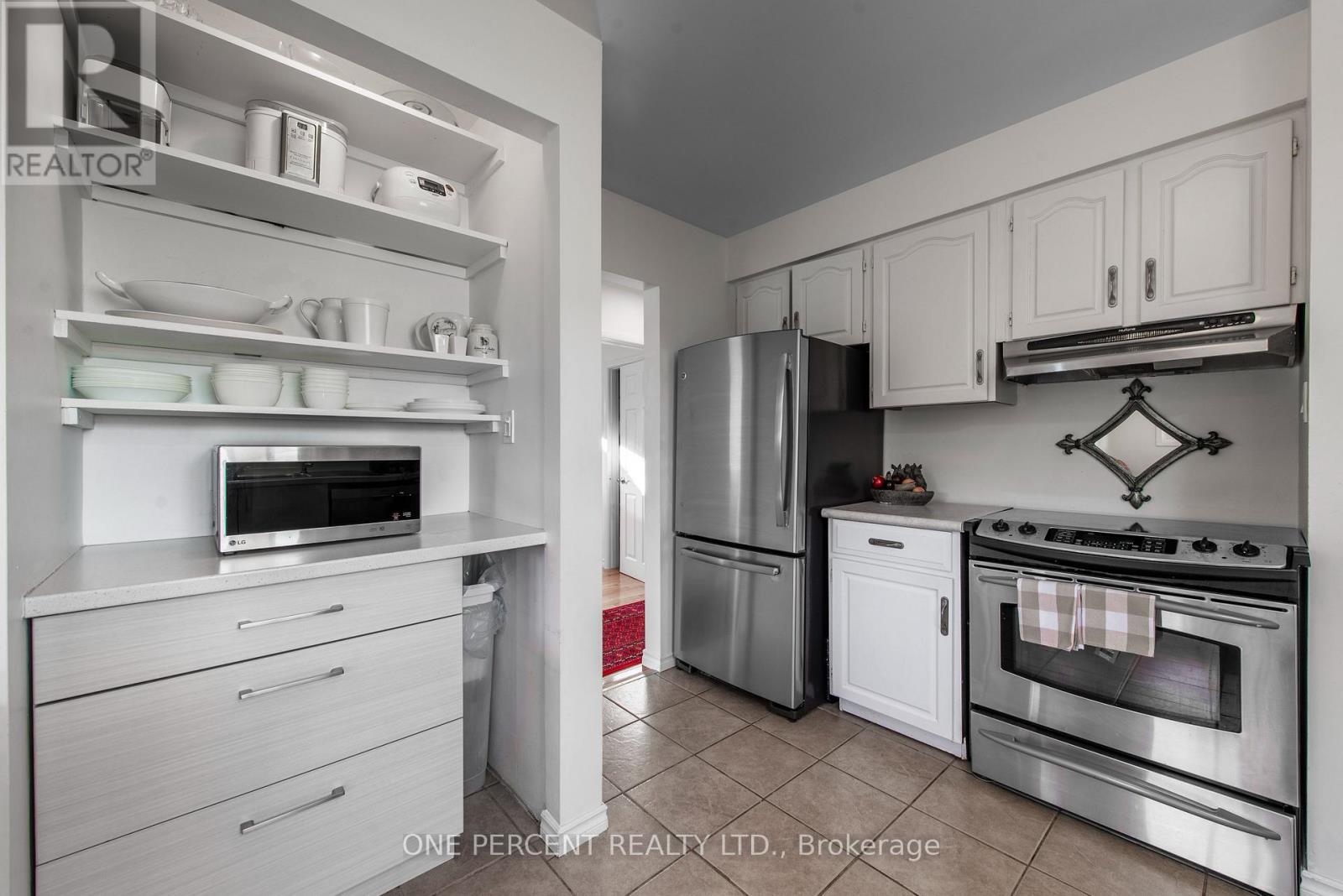 156 Waverley Drive, Guelph, Ontario  N1E 1H2 - Photo 10 - X12511014