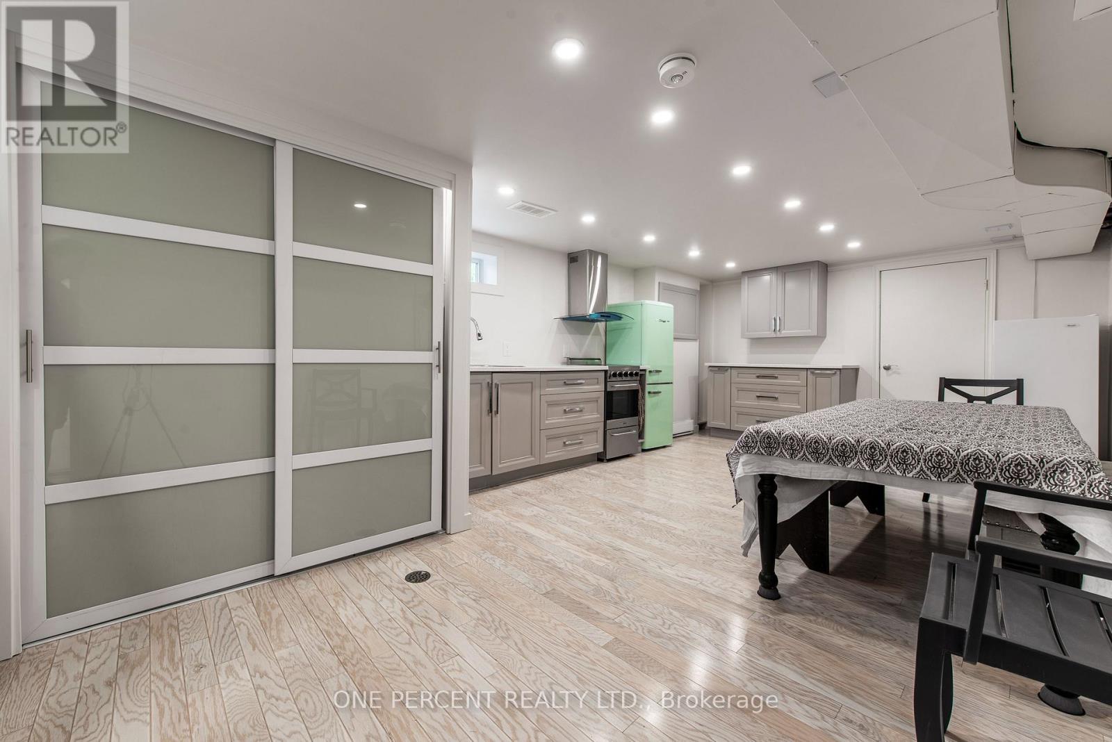 156 Waverley Drive, Guelph, Ontario  N1E 1H2 - Photo 20 - X12511014