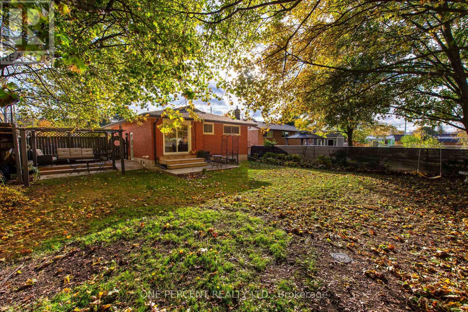 156 Waverley Drive, Guelph, Ontario  N1E 1H2 - Photo 35 - X12511014