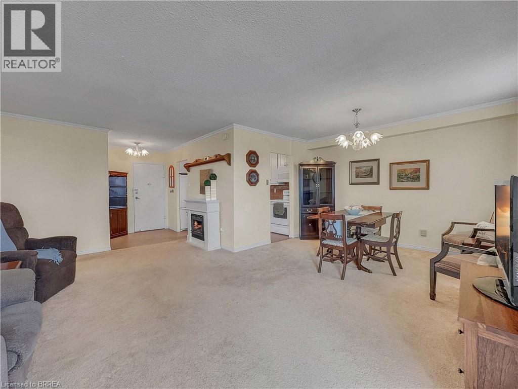 640 West Street Unit# 101, Brantford, Ontario  N3R 6M3 - Photo 9 - 40780214