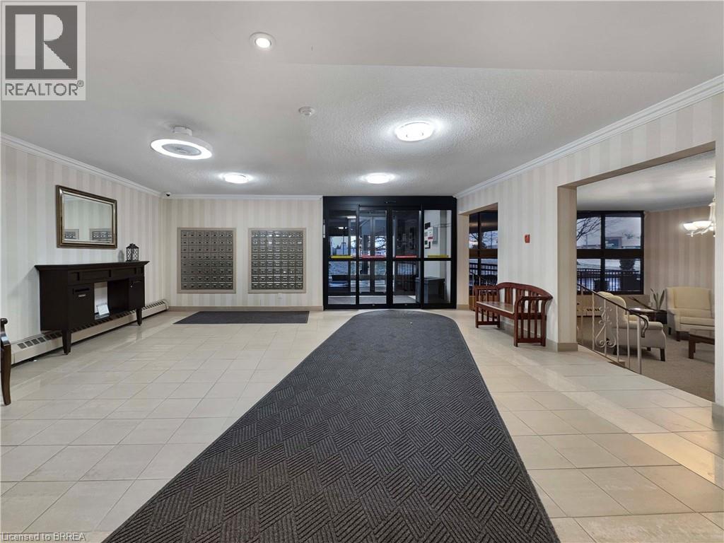 640 West Street Unit# 101, Brantford, Ontario  N3R 6M3 - Photo 24 - 40780214