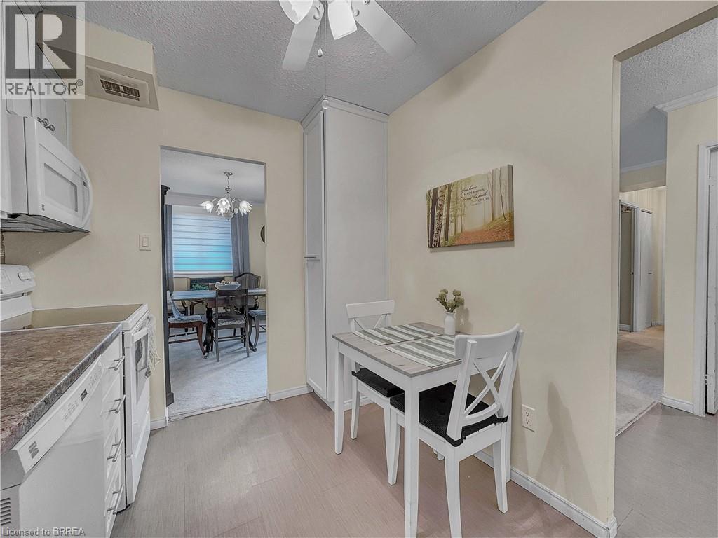 640 West Street Unit# 101, Brantford, Ontario  N3R 6M3 - Photo 11 - 40780214