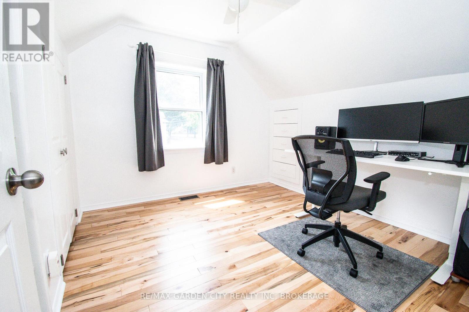 1171 Maple Street, Pelham, Ontario  L0S 1C0 - Photo 26 - X12336641