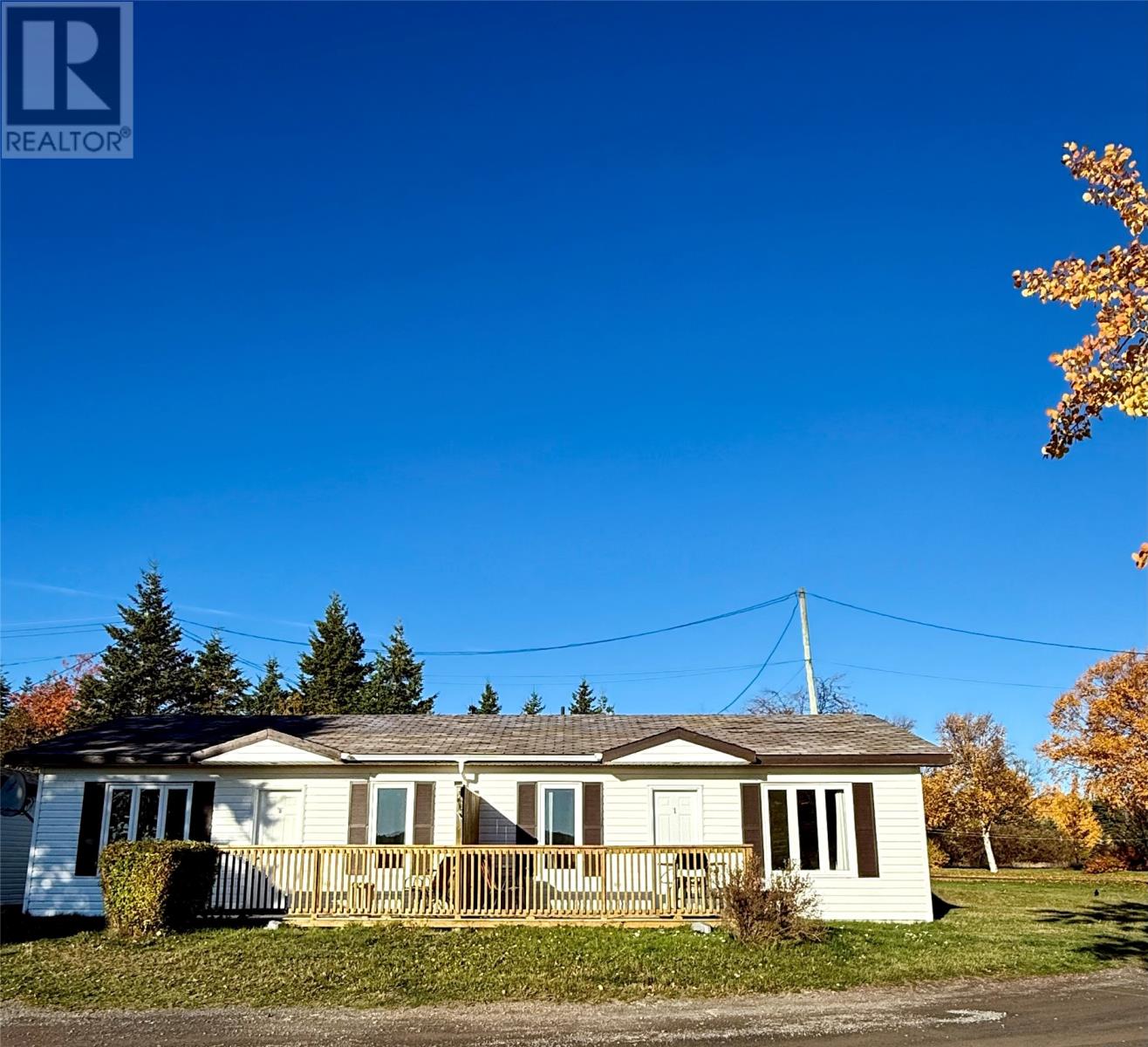 62 Oceanview Crescent, Brooklyn, Newfoundland & Labrador  A0C 1V0 - Photo 2 - 1292214