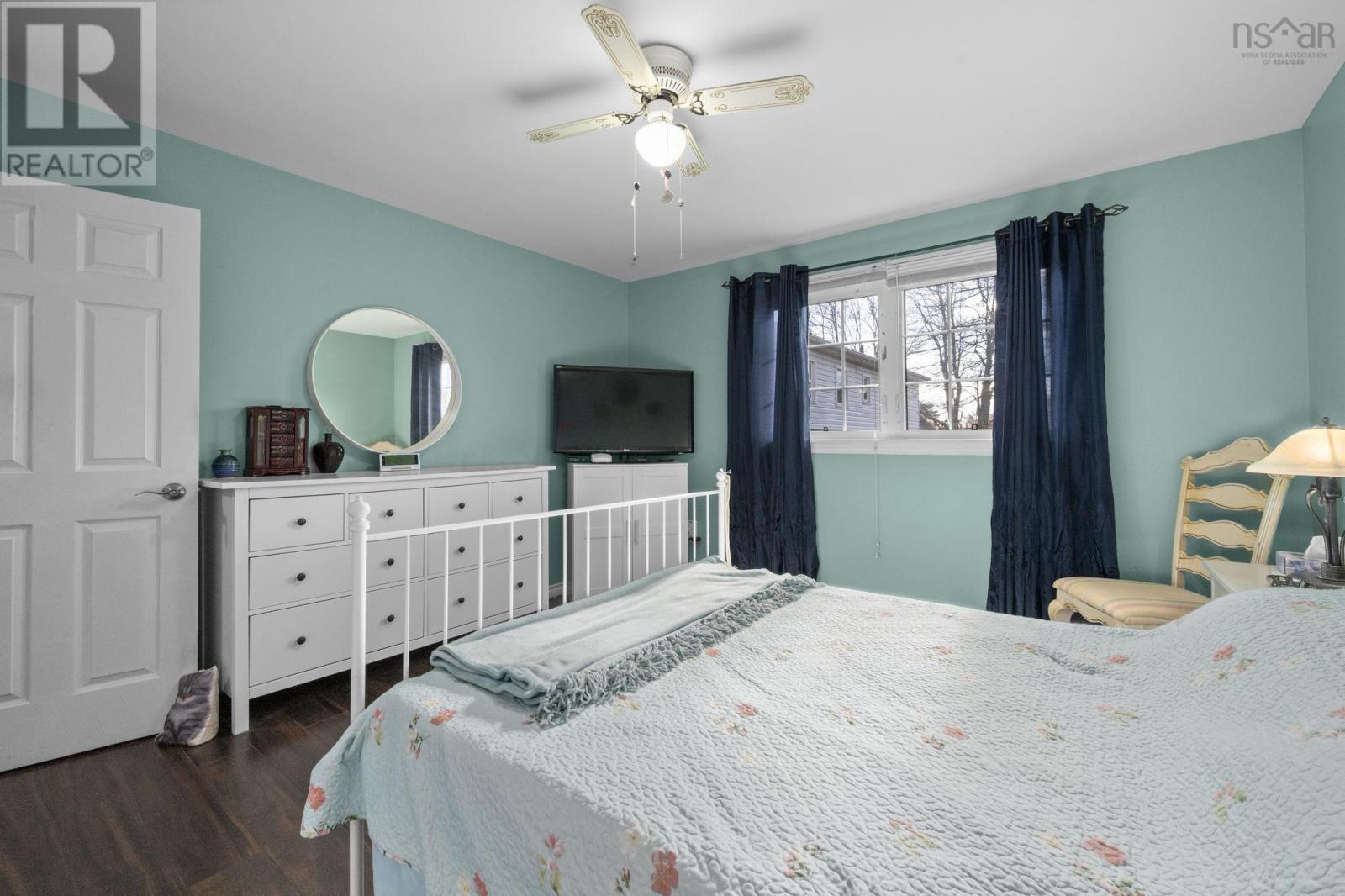 4 Kingsmere Court, Timberlea, Nova Scotia  B3T 1J4 - Photo 12 - 202527309