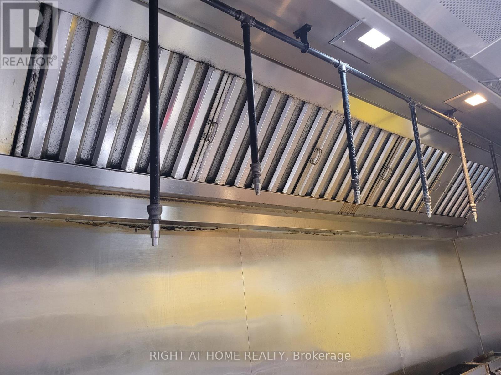 Fc-13 - 300 Borough Drive, Toronto, Ontario  M1P 4P5 - Photo 5 - E12508652