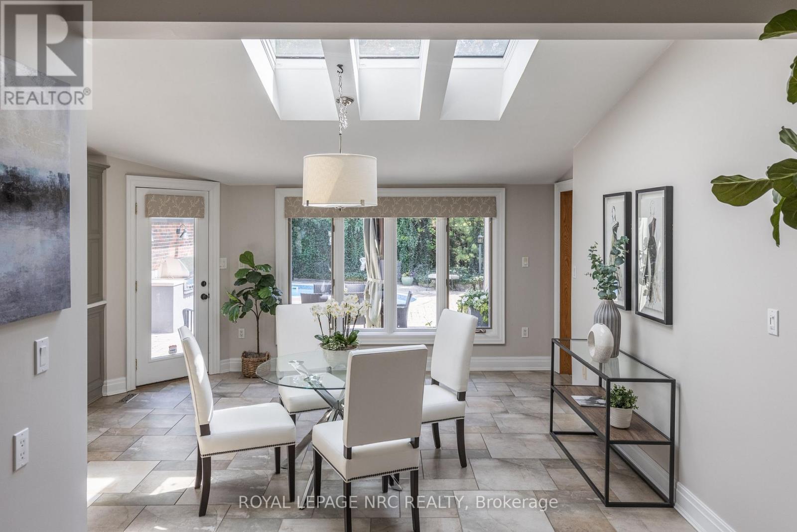 57 Hillcrest Avenue, St. Catharines, Ontario L2R 4Y3 - Photo 29 - X12511048