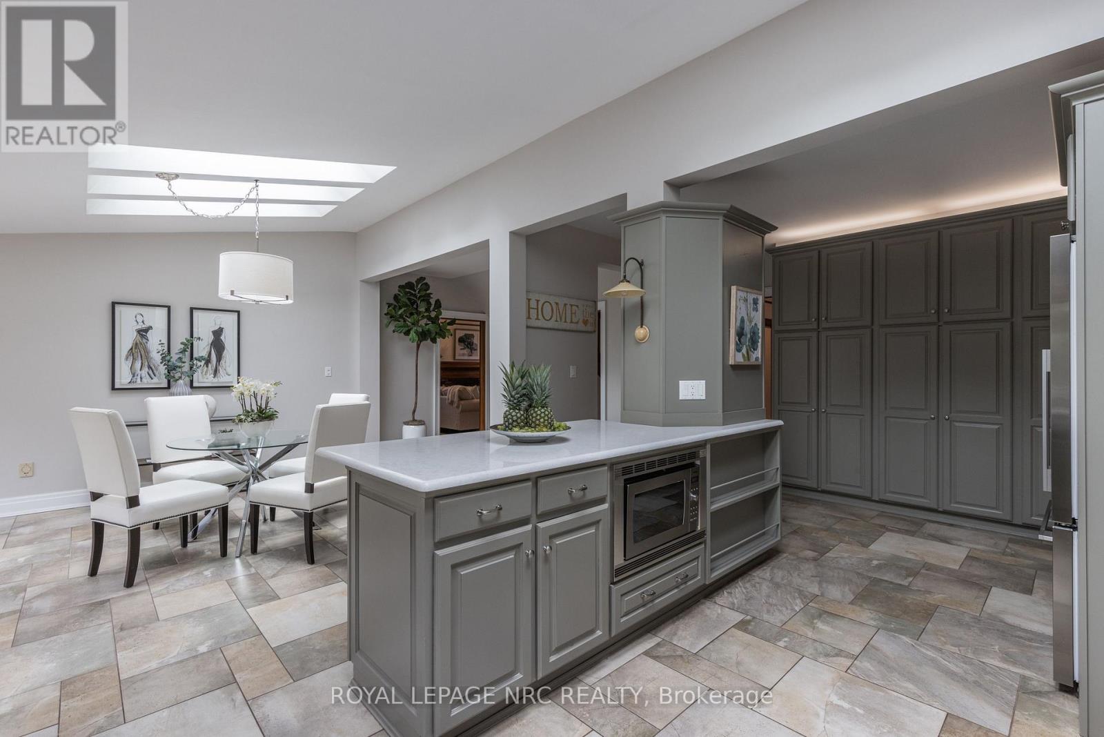 57 Hillcrest Avenue, St. Catharines, Ontario L2R 4Y3 - Photo 30 - X12511048