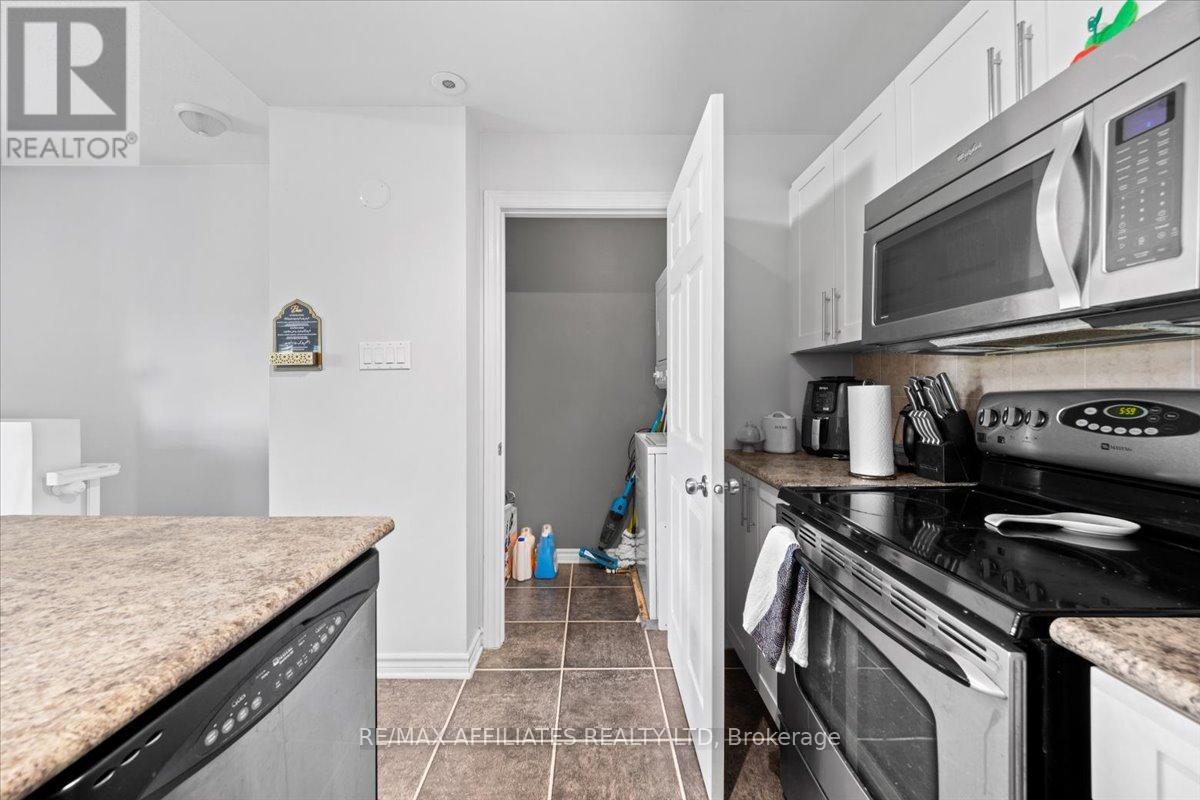 I - 241 Crestway Crescent Drive, Ottawa, Ontario  K2G 0A9 - Photo 12 - X12414028