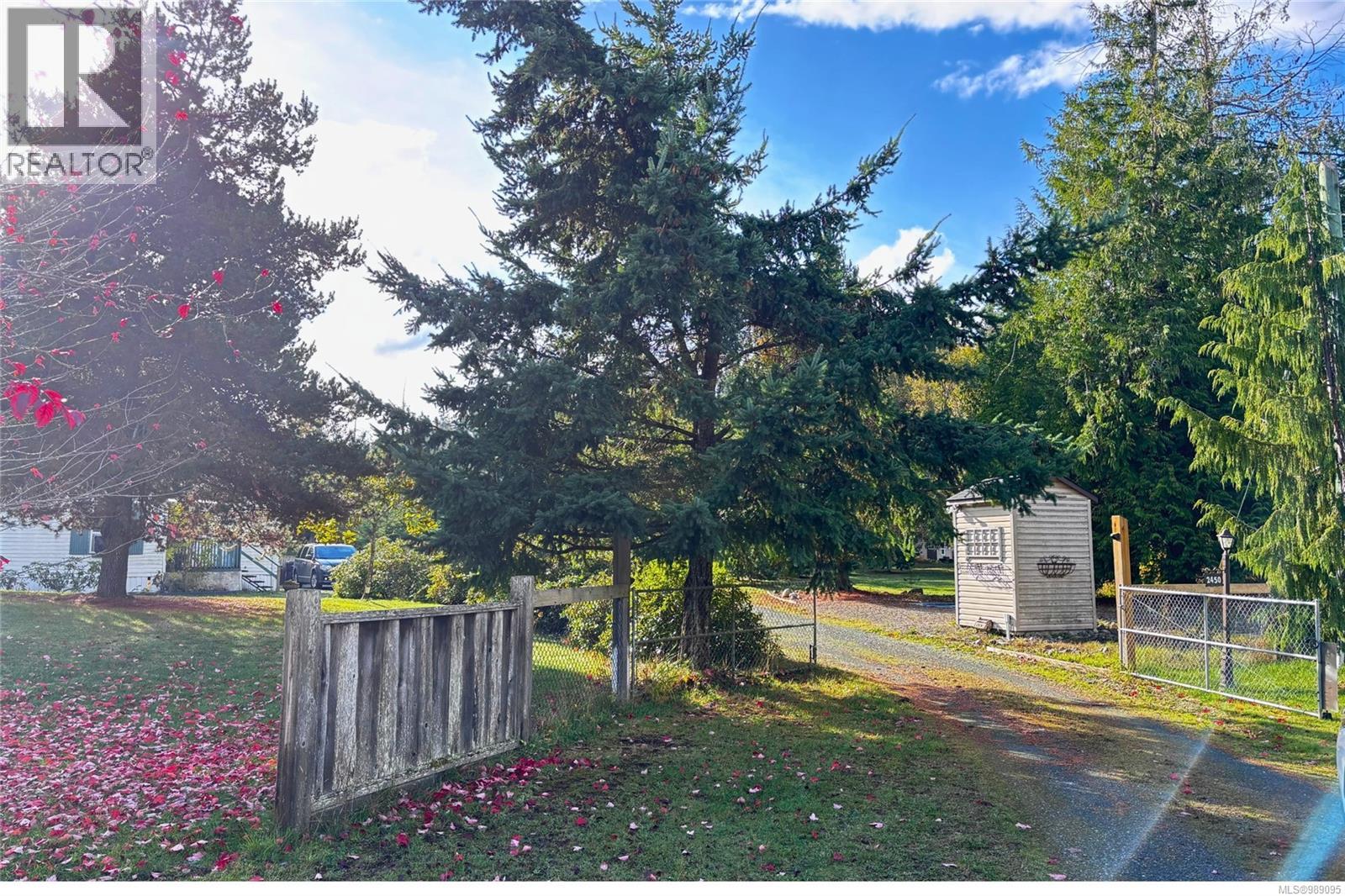 2450/2440 Whistler Rd W, Qualicum Beach, British Columbia  V9K 2A6 - Photo 14 - 989095