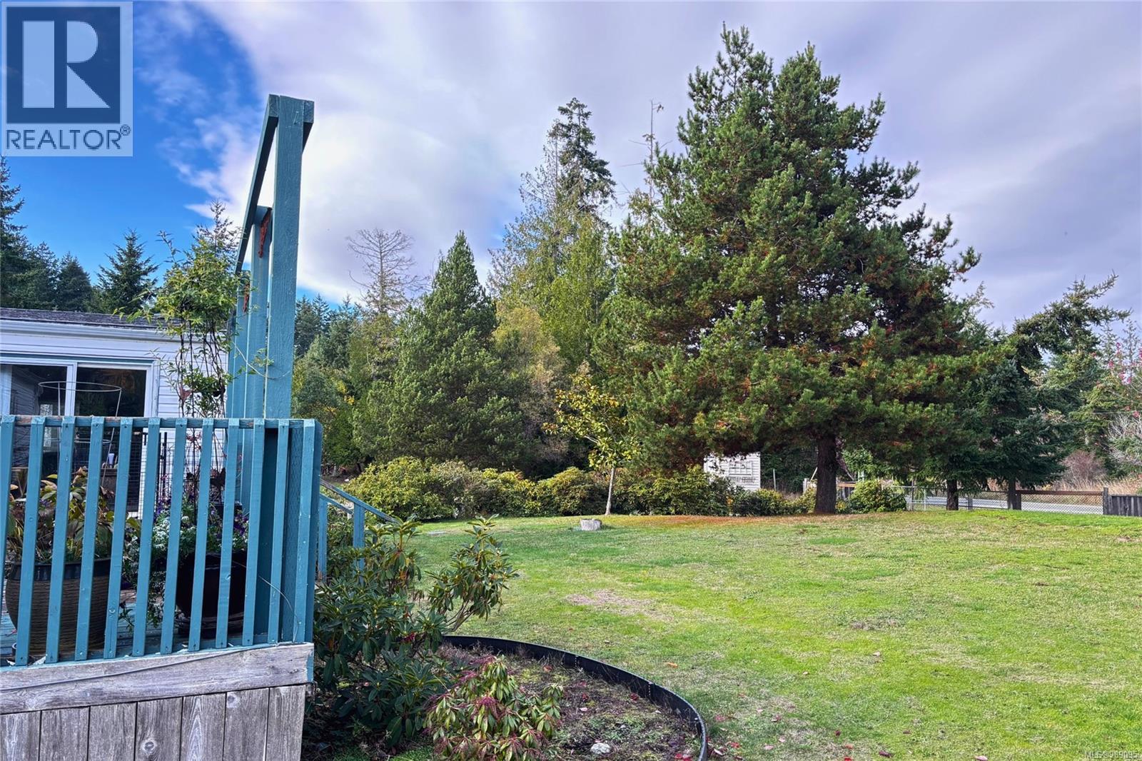 2450/2440 Whistler Rd W, Qualicum Beach, British Columbia  V9K 2A6 - Photo 19 - 989095