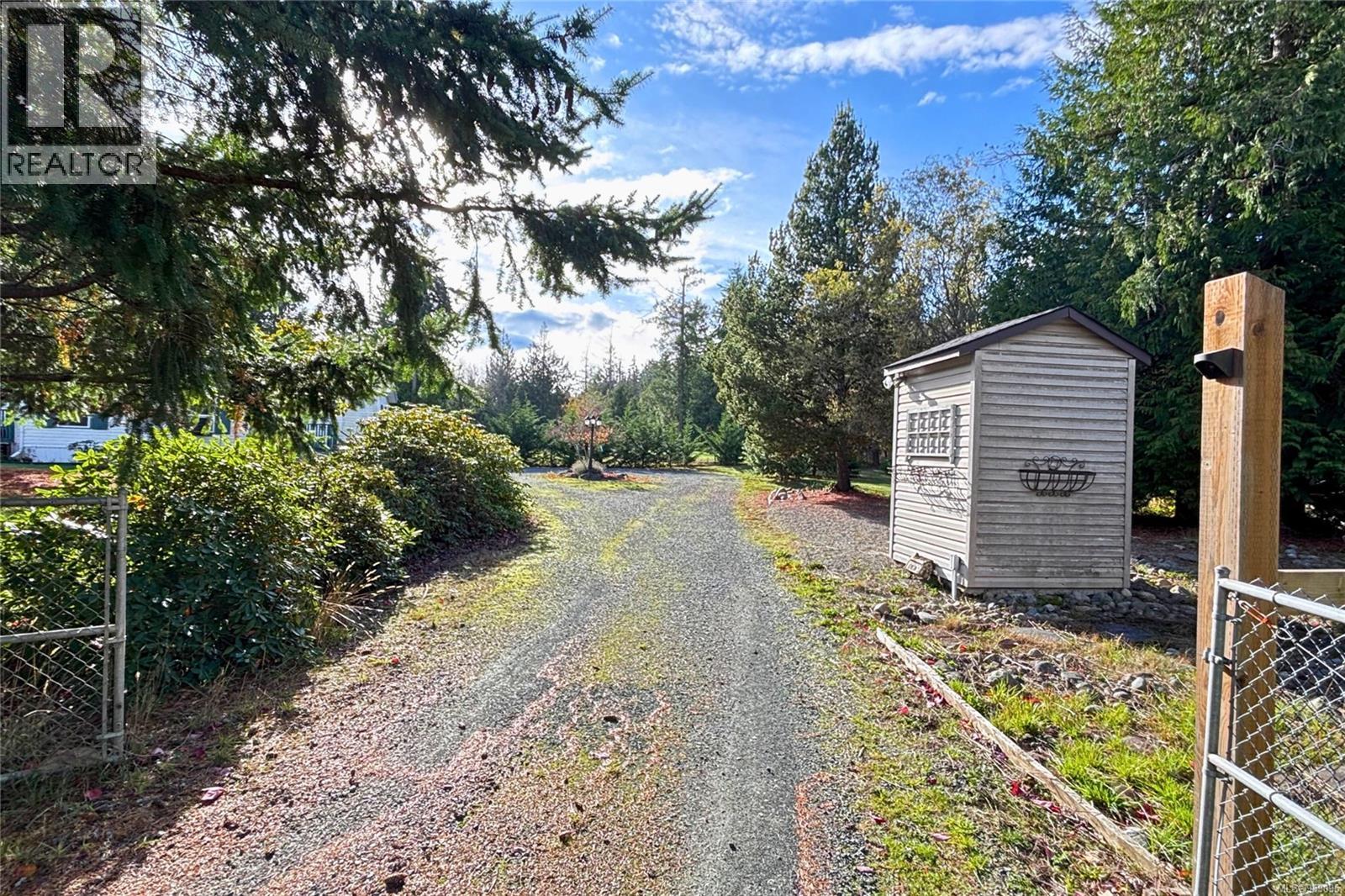 2450/2440 Whistler Rd W, Qualicum Beach, British Columbia  V9K 2A6 - Photo 15 - 989095