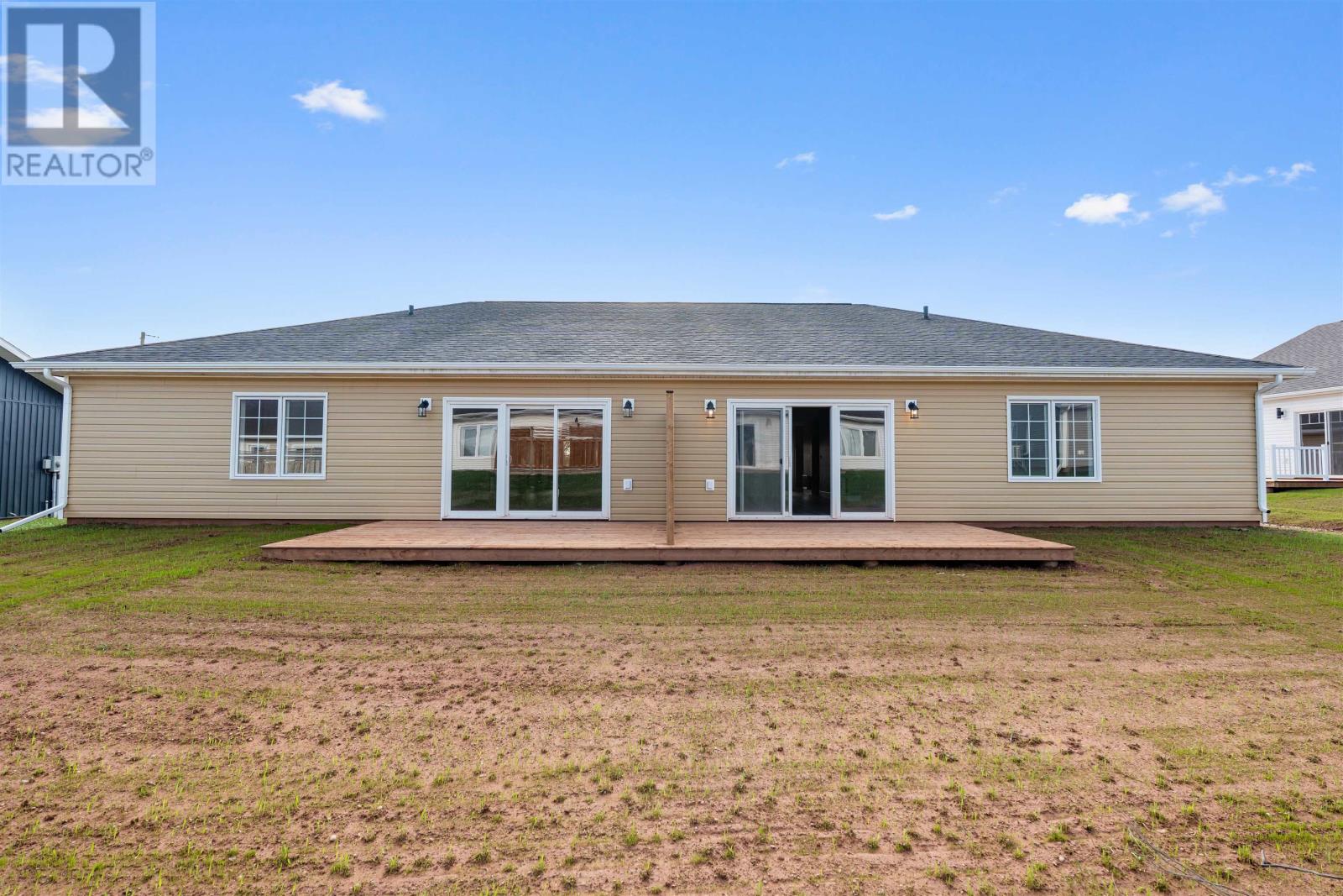 27 Loggie Drive, Summerside, Prince Edward Island C1N 0N9 - Photo 5 - 202509234