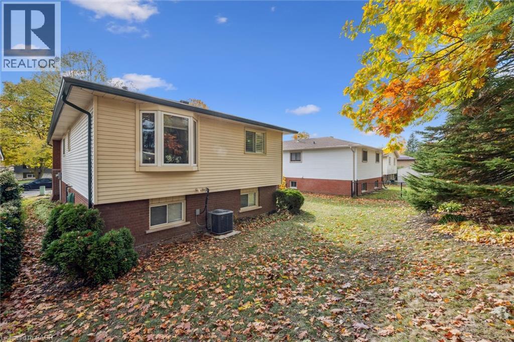 22 Myrtleville Drive, Brantford, Ontario  N3V 1B8 - Photo 26 - 40785565