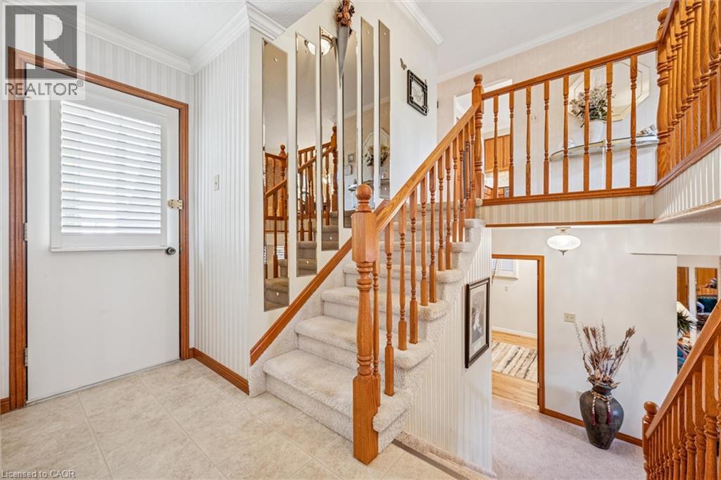 22 Myrtleville Drive, Brantford, Ontario  N3V 1B8 - Photo 4 - 40785565