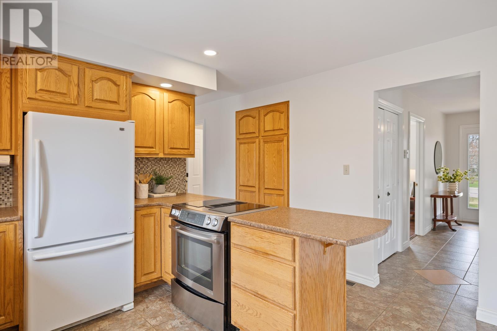 40 Bardin Crescent, Charlottetown, Prince Edward Island  C1E 1N2 - Photo 19 - 202527311