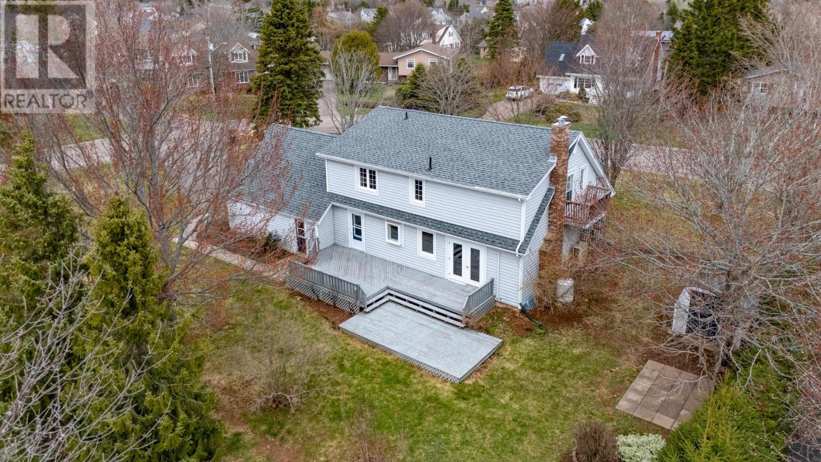 40 Bardin Crescent, Charlottetown, Prince Edward Island  C1E 1N2 - Photo 5 - 202527311