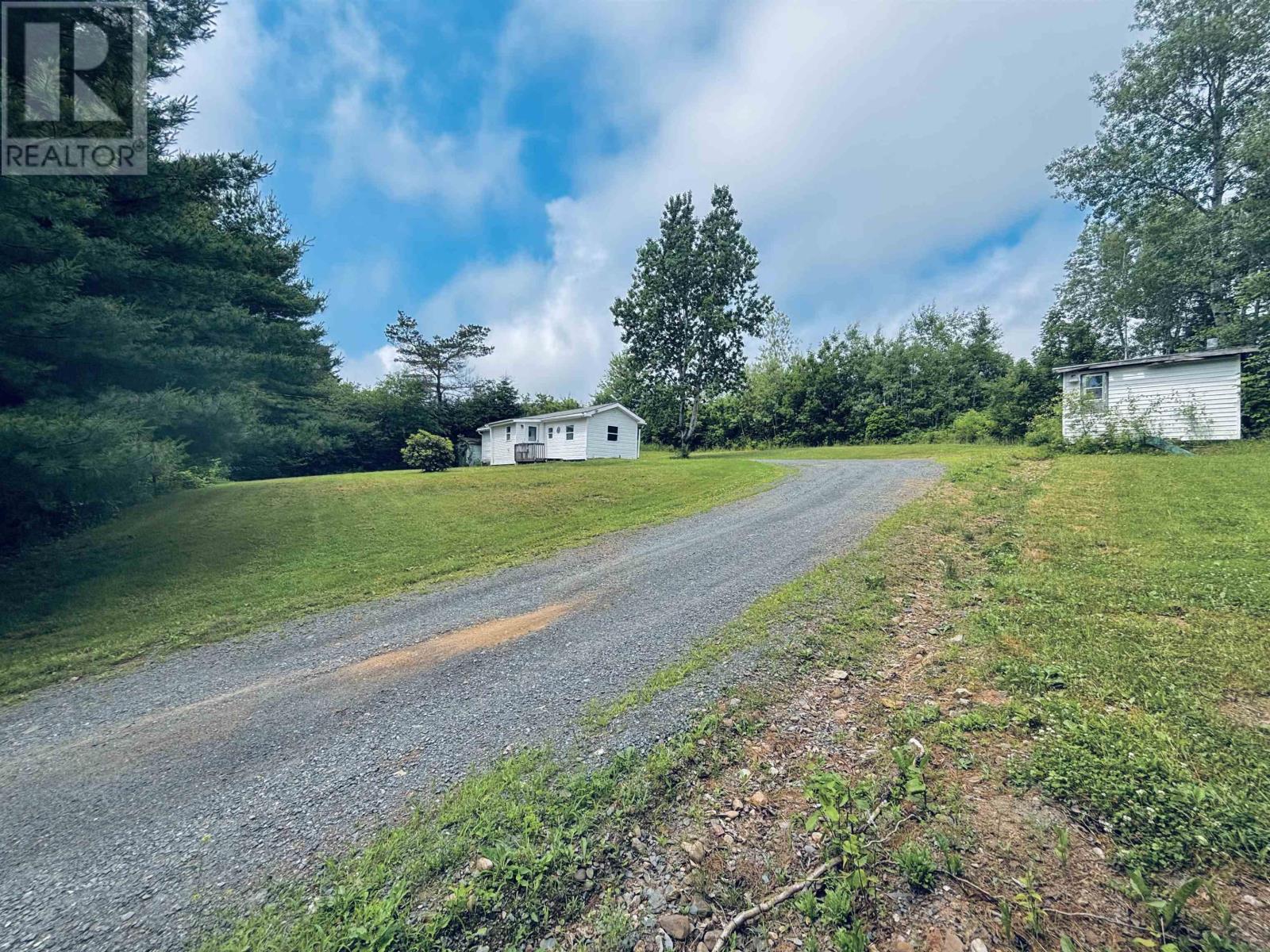 3859 Highway 14, Upper Rawdon, Nova Scotia  B0N 2N0 - Photo 3 - 202517023