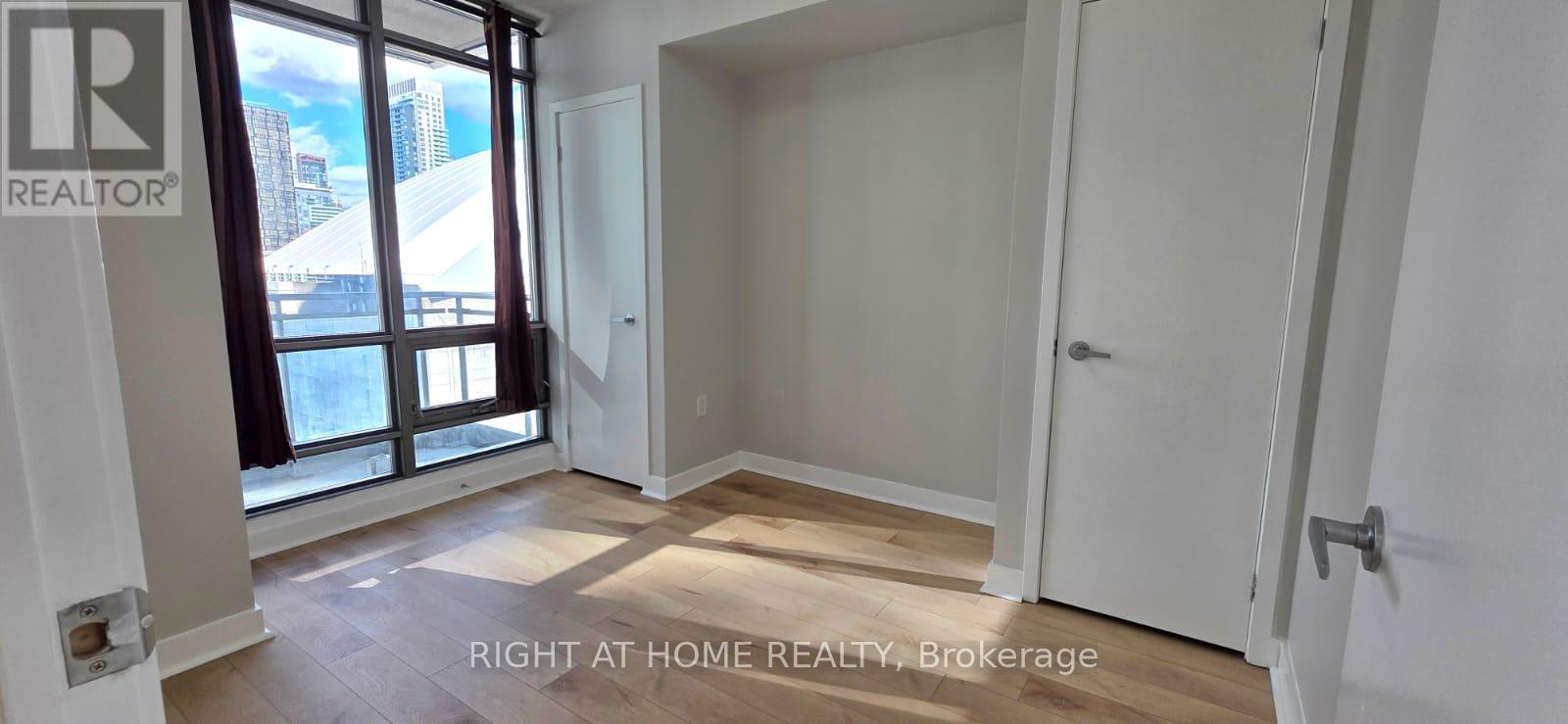 1809 - 5 Mariner Terrace, Toronto, Ontario  M5V 3V6 - Photo 12 - C12511050