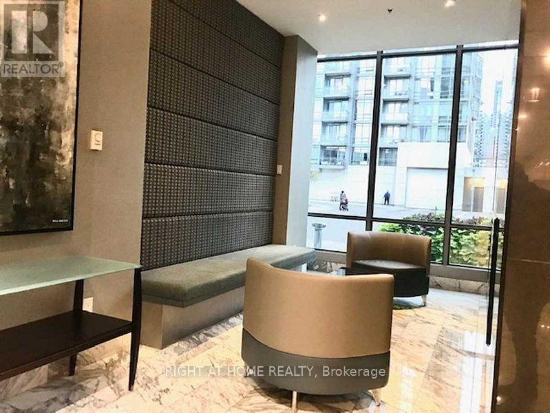 1809 - 5 Mariner Terrace, Toronto, Ontario  M5V 3V6 - Photo 4 - C12511050